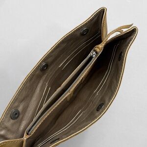 FRYE Unique Travel / Shopping Leather Wallet